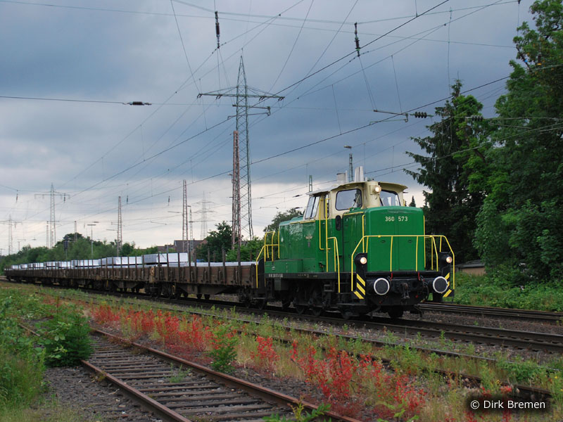 V 60 der Brohltalbahn als Ersatz fr V200 mit Alubrammen in Ratingen-Lintorf am 18.05.2010