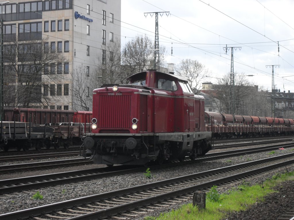 V100 2335 der DB am 1.4.10 in Kln-West.