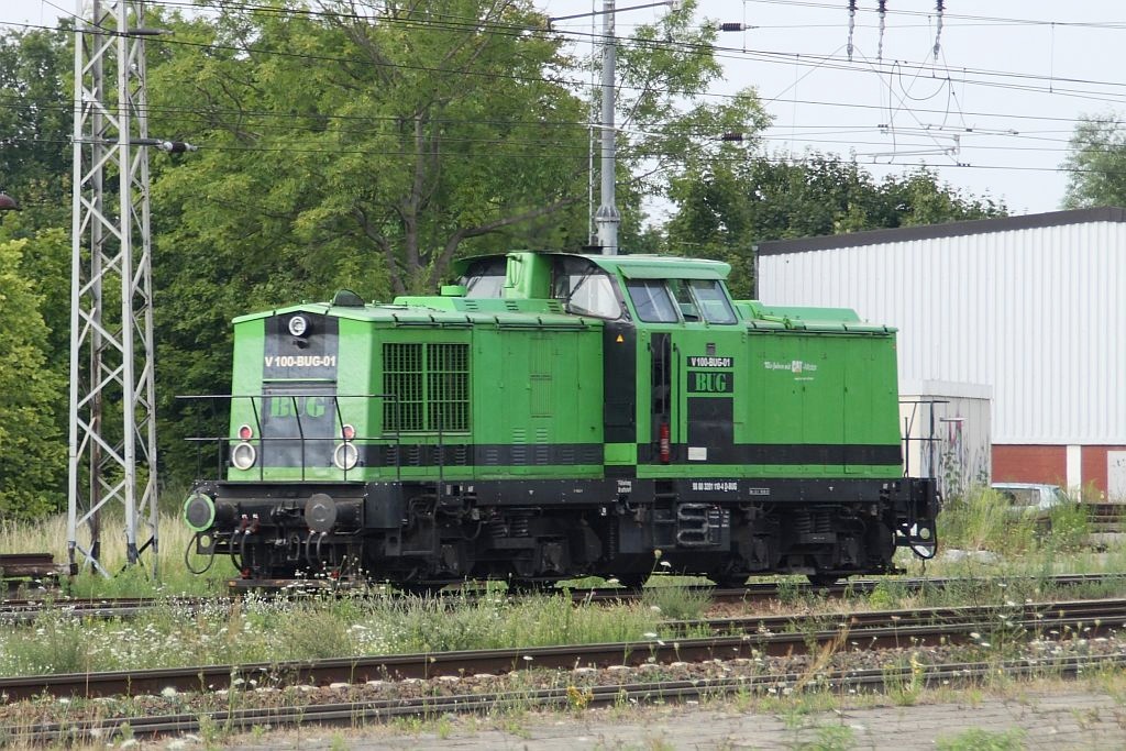 V100-BUG-01 rangiert am 02.08.2010 im Bahnhof Eberswalde