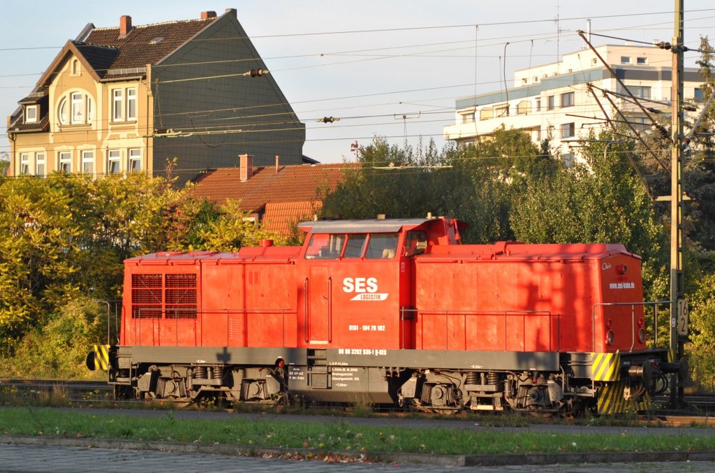 V100 SES Logistik, am 08.10.2010 in Lehrte.