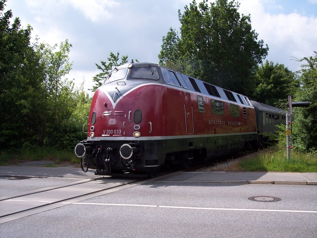 V200 033 am 23.06.12 am B Kiel-Elmschenhagen Preetzer Chausee auf dem Weg zum Schnberger Strand