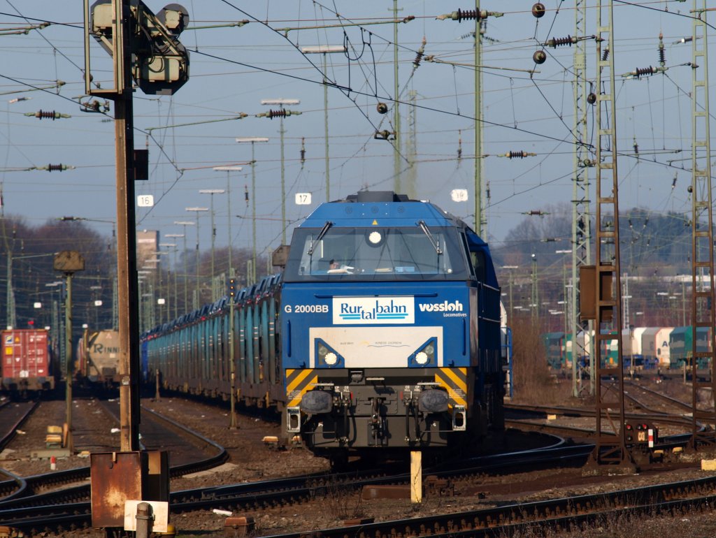 V206 von der Rurtalbahn am 03.03.2010 mit einem Autozug in Aachen West auf dem Weg Richtung Belgien