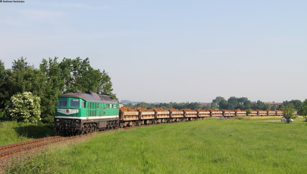 V300 005 mit dem 6623 (Kayna-Schmirchau) bei Hartha 18.6.13