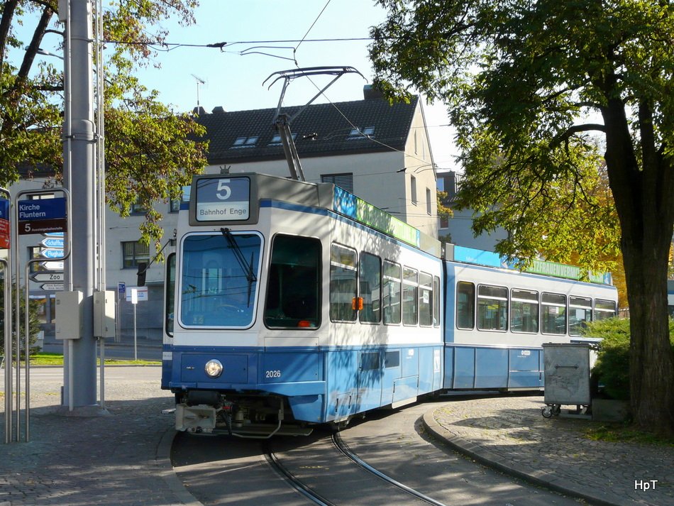 VBZ - Herbstbilder - Tram Be 4/6 2026 unterwegs in der Stadt Zrich am 01.11.2009