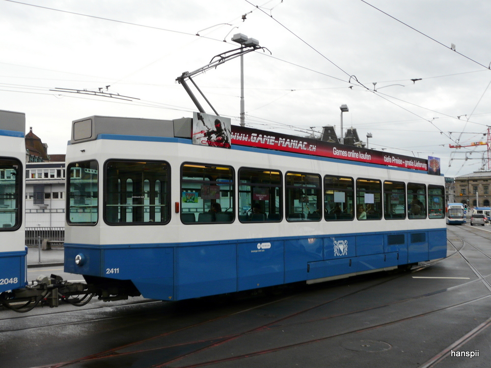 VBZ - Tram  Be 2/4 2411 unterwegs als Beiwagen auf der Linie 7 in Zrich am 23.12.2012