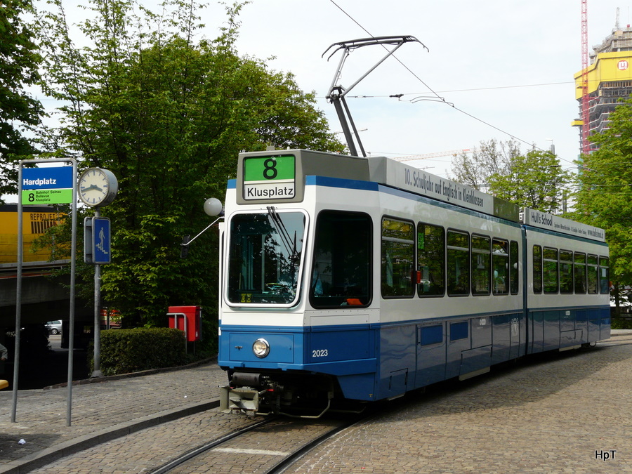 VBZ - Tram Be 4/6 2023 unterwegs auf der Linie 8 am 22.04.2010