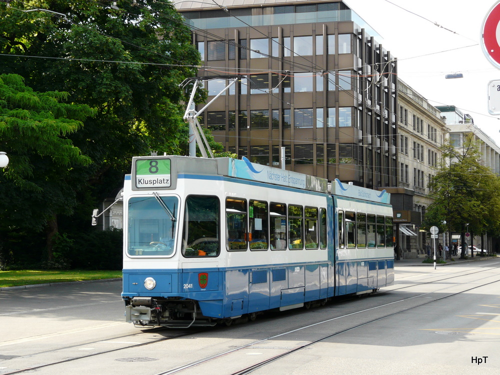 VBZ - Tram Be 4/6 2041 unterwegs auf der Linie 8 in der Stadt Zrich am 10.06.2011