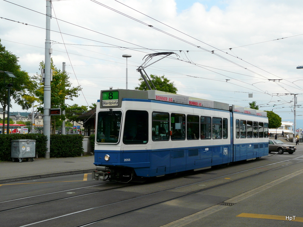 VBZ - Tram Be 4/6 2055 unterwegs auf der Linie 8 in der Stadt Zrich am 10.06.2011