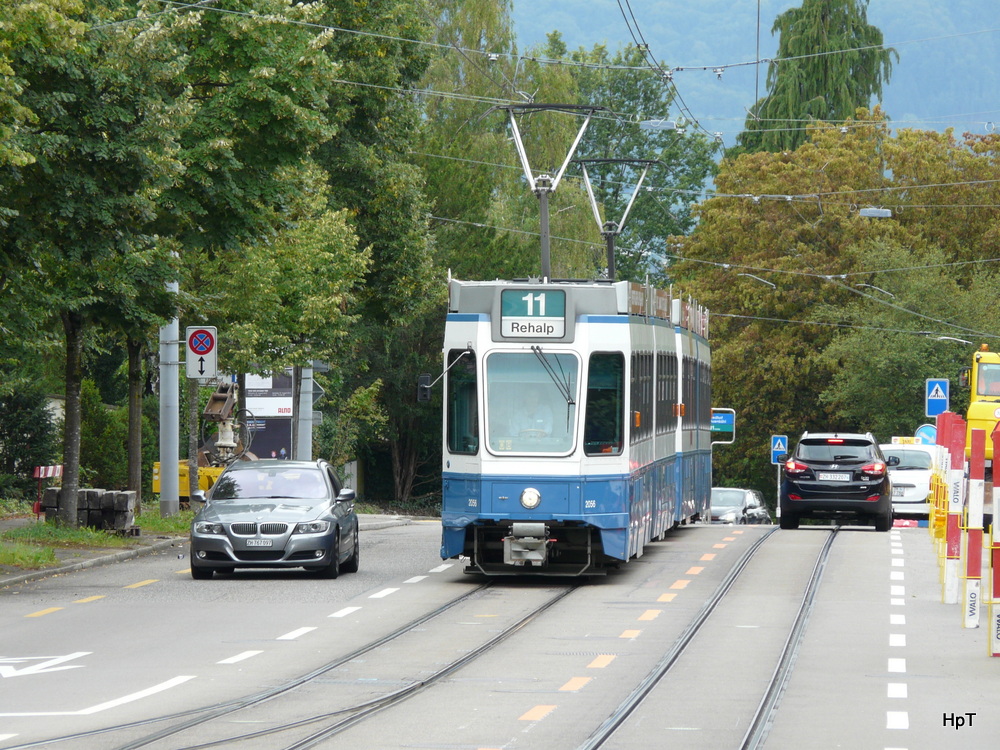 VBZ - Tram Be 4/6 2056 unterwegs auf der Linie 11 in Zrich am 02.09.2012