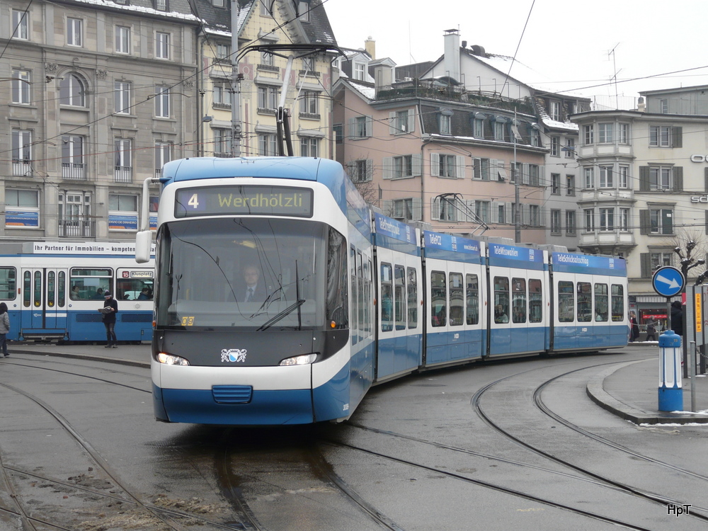 VBZ - Tram Be 5/6 3009 unterwegs auf der Linie 4 in Zrich am 29.12.2010