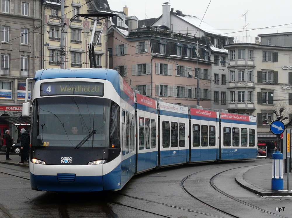 VBZ - Tram Be 5/6 3012 unterwegs auf der Linie 4 in Zrich am 29.12.2010