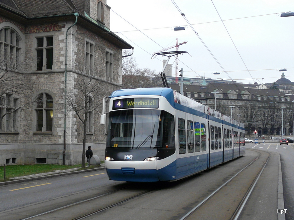 VBZ - Tram Be 5/6 3044 unterwegs auf der Linie 4 am 01.01.2011

