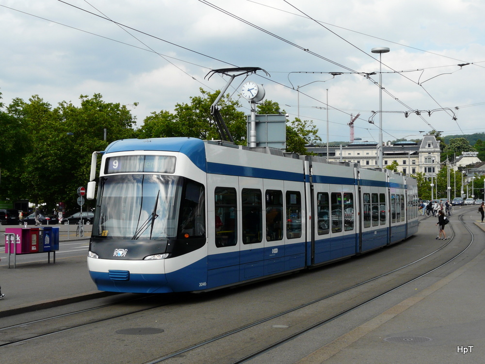VBZ - Tram Be 5/6  3046 unterwegs auf der Linie 9 in der Stadt Zrich am 10.06.2011