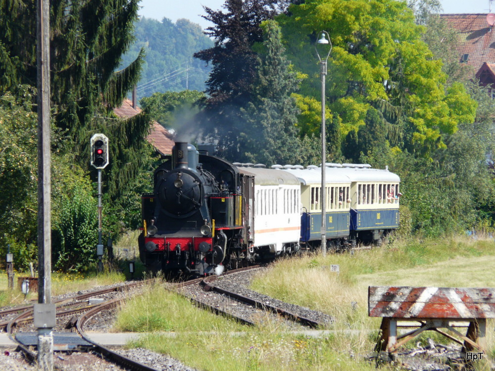 VES + BD&S  - Dampfzug mit der Eb 3/5 9 bei der einfahrt in den Bahnhof Ramsen am 12.08.2012