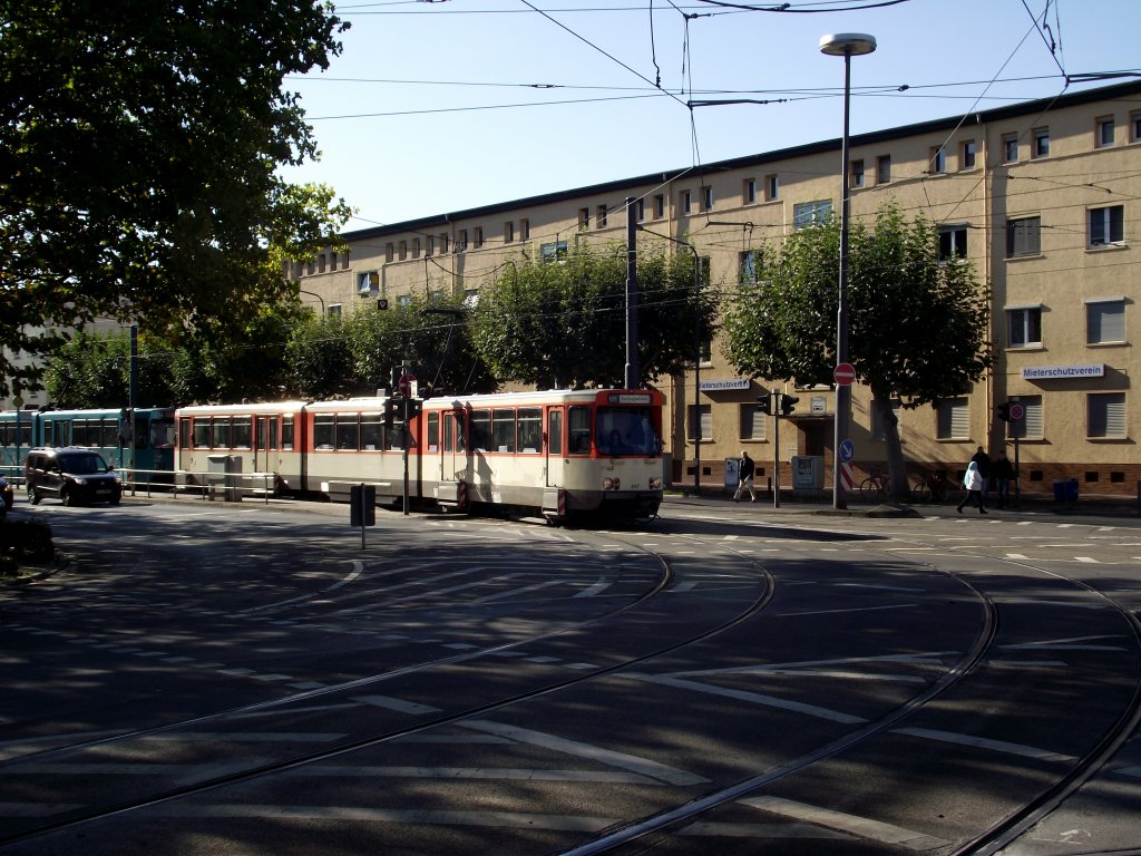 VGF PTB-Wagen in Frankfurt am Main Eckenheim auf der Linie U5 am 15.10.11