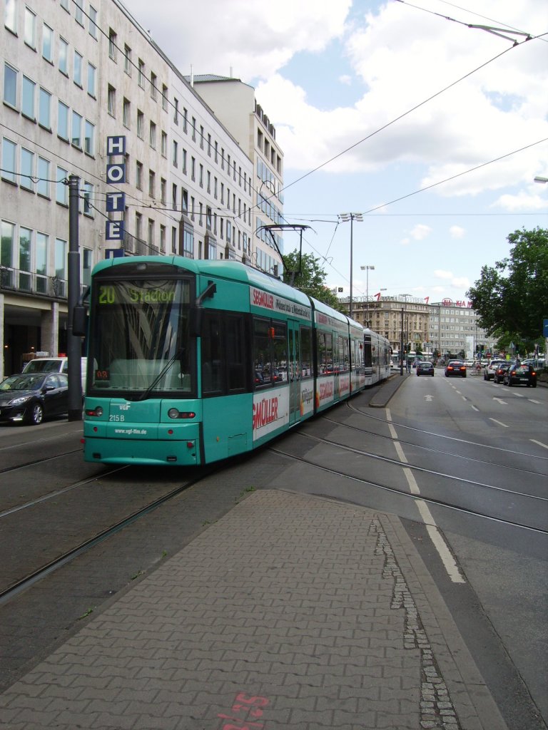 VGF S-Wagen Doppelzug am 11.06.11 in Frankfurt am Main 