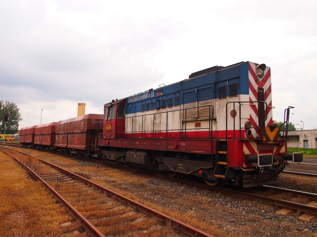 Viamont 74O 678-8 auf HBf. Kladno am 24.5.2013.