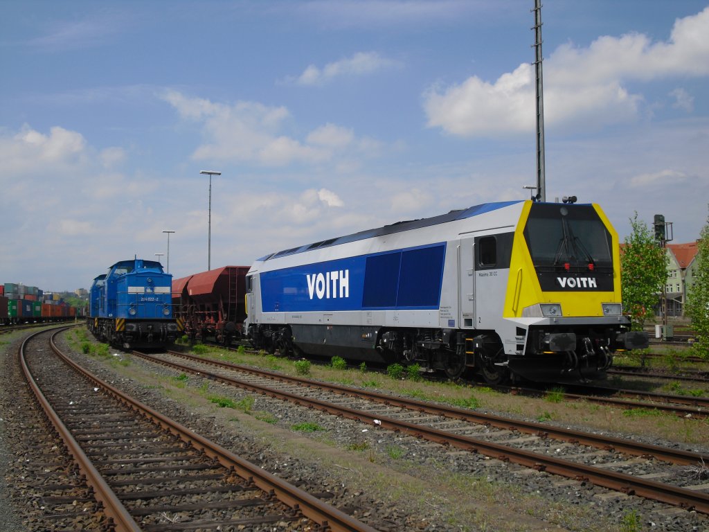 VOITH Maxima 30CC (92 80 1263 002-8 D-VTLT), 204 022-2 und 204 011-5 der PRESS standen am 22.05.10 im Hbf Hof.