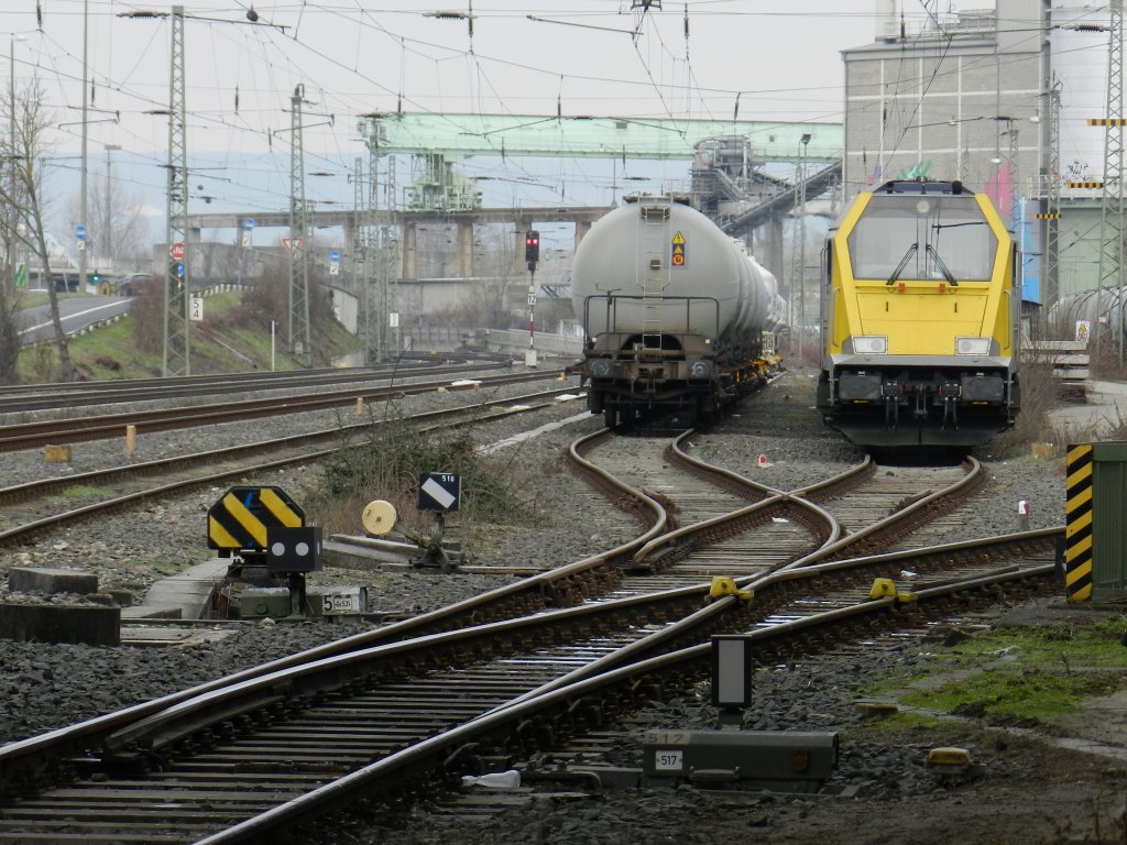 Voith Maxima 40CC; links das Streckengleis Richtung Mainz Hbf.