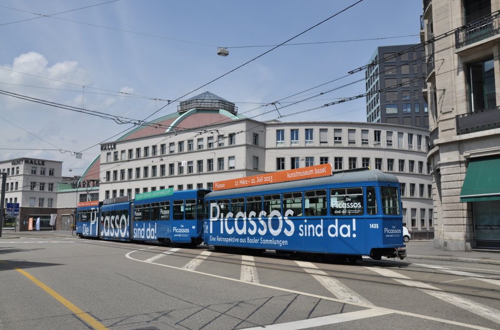 Vollwerbezug mit dem Be 4/6 S 659 und dem B 1435. Dieser Zug macht Werbung fr die Picassoausstellung im Basler Kunstmuseum die vom 17.03.2013 - 21.07.2013 dauert. Die Aufnahme stammt vom 12.06.2013.