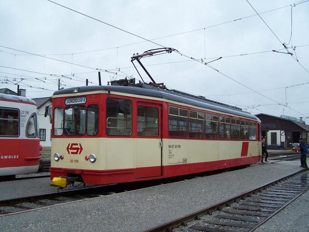 Vorchdorferbahn : der B 4 Et 20109 fhrt nach Lambach am 07/08/10.