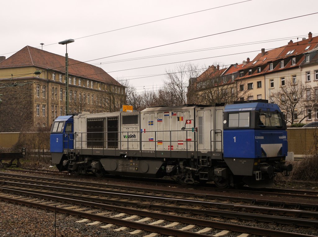 Vossloh MaK G2000BB, die seit einiger Zeit auch mit Kohlezgen im Neckartal unterwegs ist, abgestellt in Karlsruhe Grnwinkel am 18.03.2011