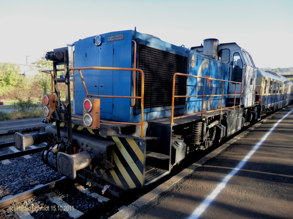 VPS 1302, VKF F100 B´B´im Bahnhof Vienenburg, Schublok fr den Sonderzug  Brockenhexe  nach Wernigerode.