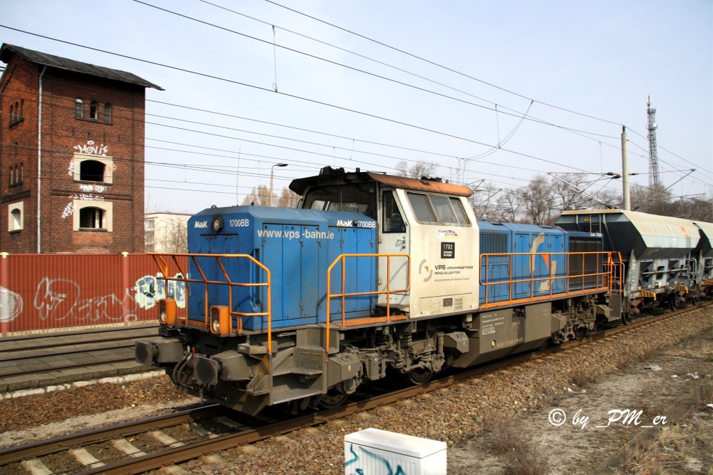 VPS 1702 durchfhrt Rathenow in Richtung Stendal auf der Stammbahn am 31.3.2011