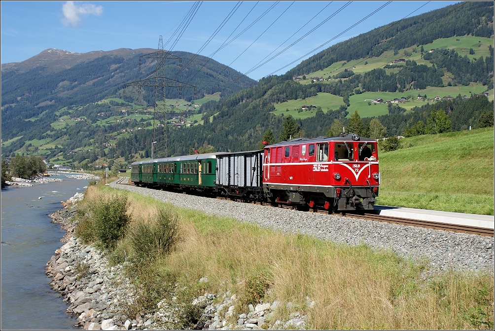 Vs 72 mit Zug 3313 in Hollersbach (12. September 2010) 