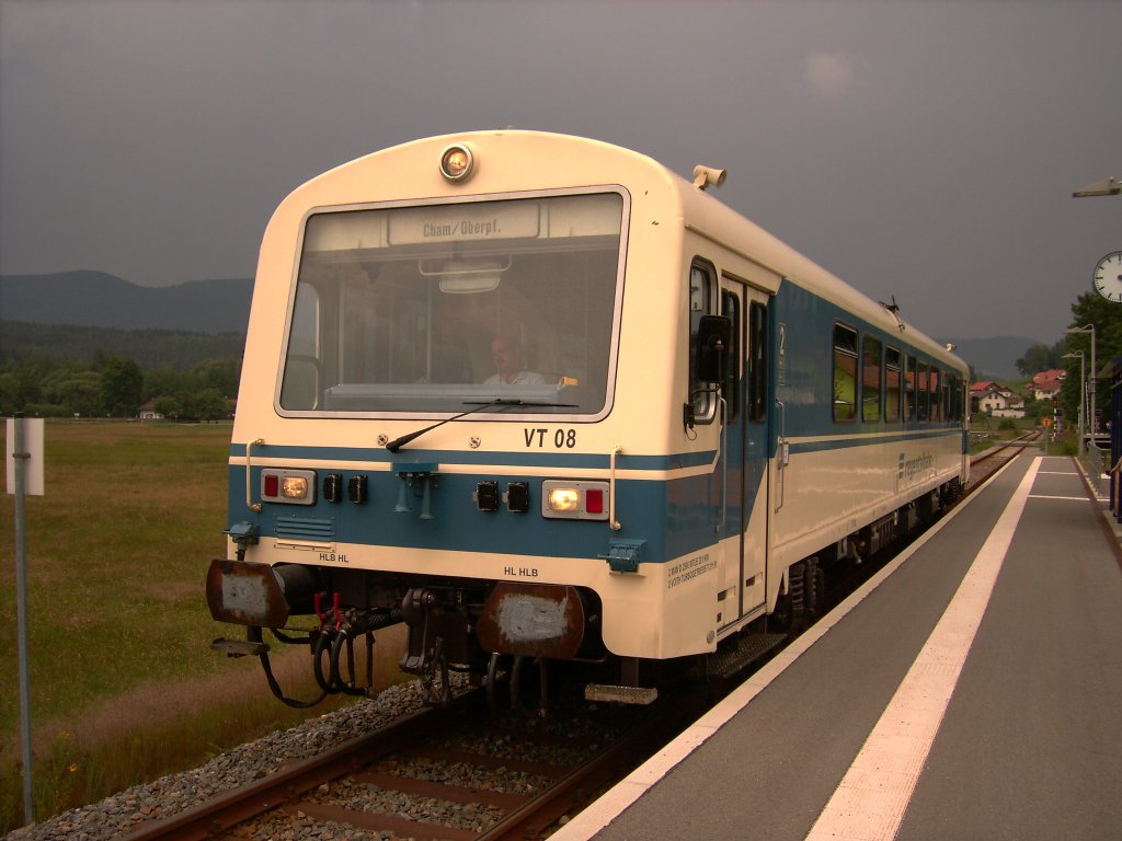 VT 08 der Regentalbahn am HP Grafenwiesen der Strecke Lam - Cham