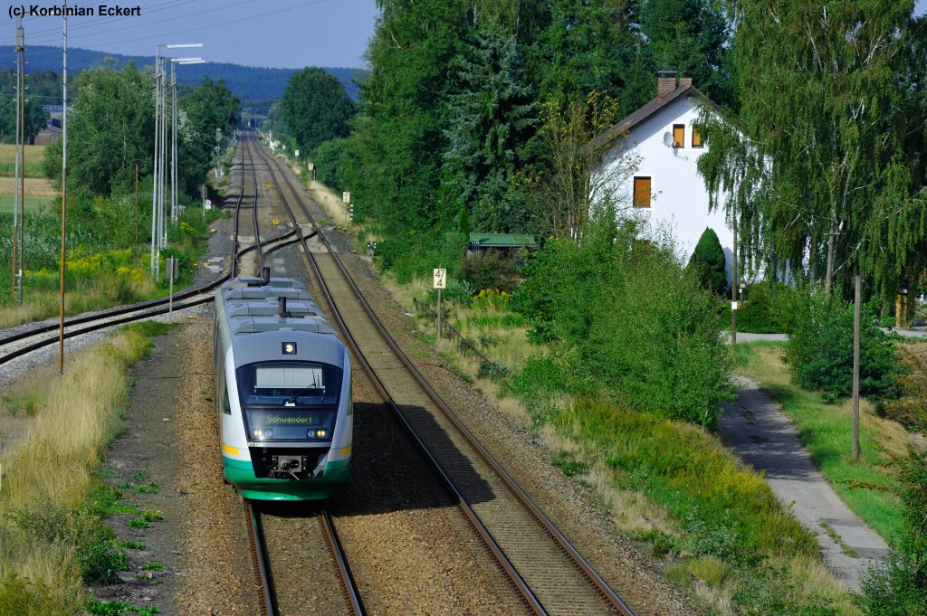 VT 13A mit VBG 81125 von Weiden nach Schwandorf bei Irrenlohe, 21.08.2012