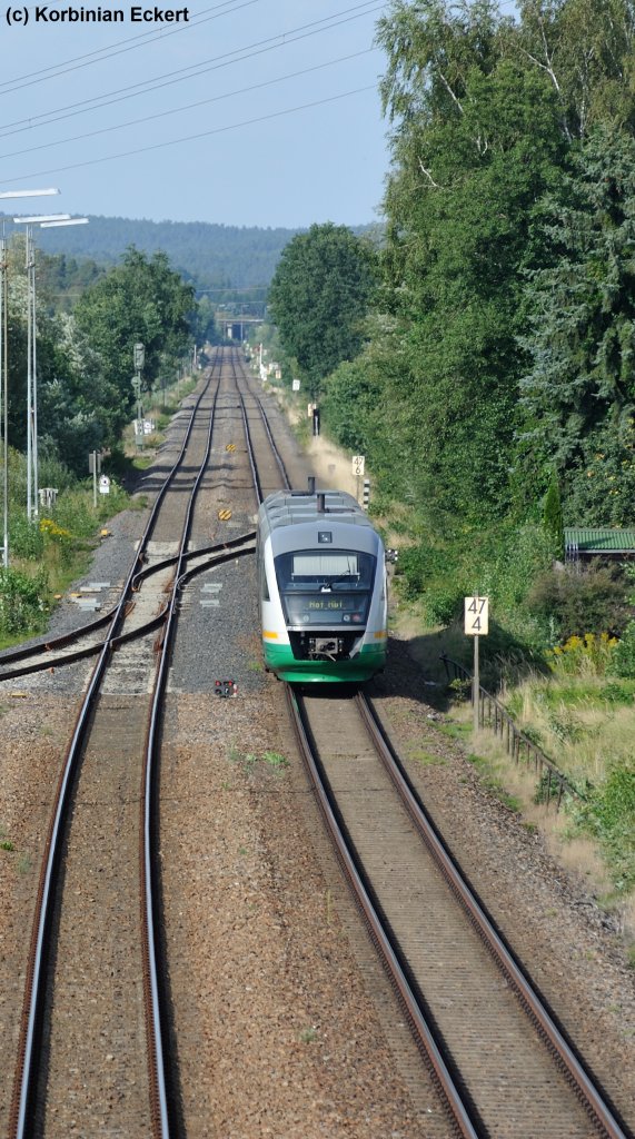 VT 13B mit VBG 81126 von Schwandorf nach Hof Hbf bei der Geraden zwischen Irrenlohe und Schwarzenfeld, 21.08.2012