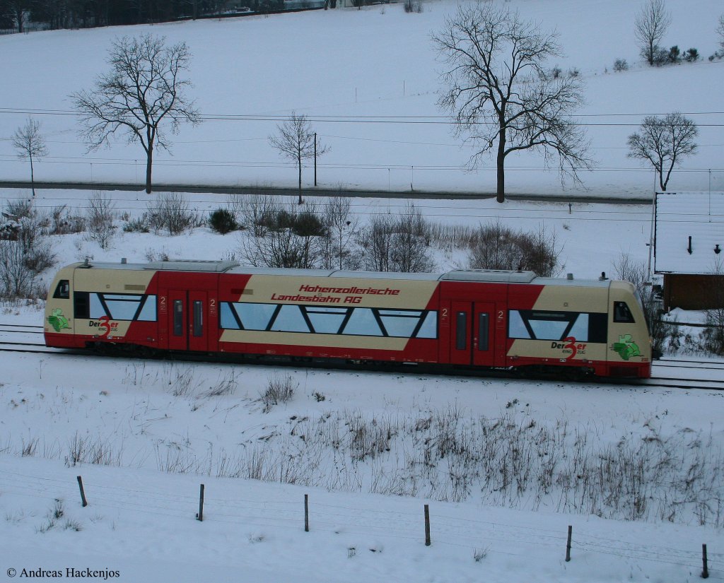 VT 232 der HzL als Tfzf 70613 (Offenburg- Immendingen) am km 69,1 14.1.10