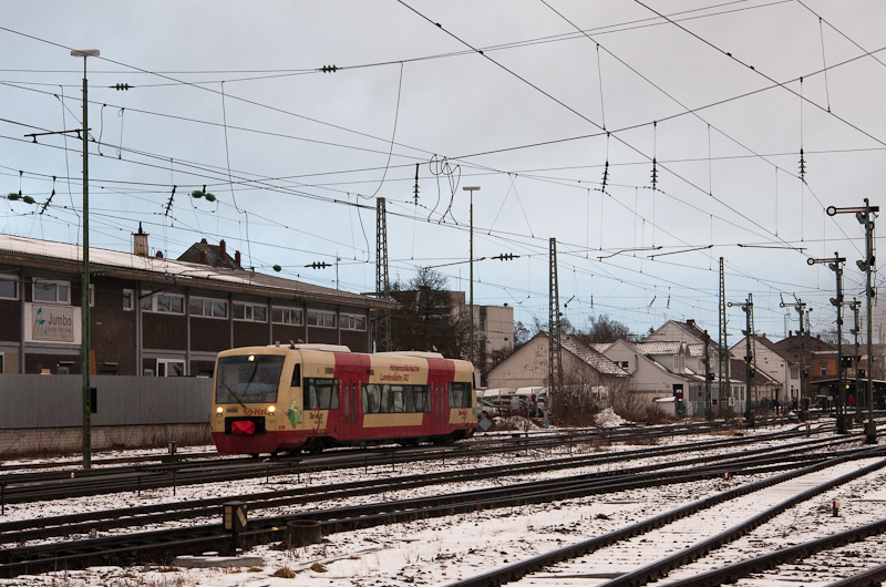 VT 238 am 7. Januar 2012 als HzL88102 (Rottweil - Brunlingen Bahnhof) in Villingen(Schwarzw).