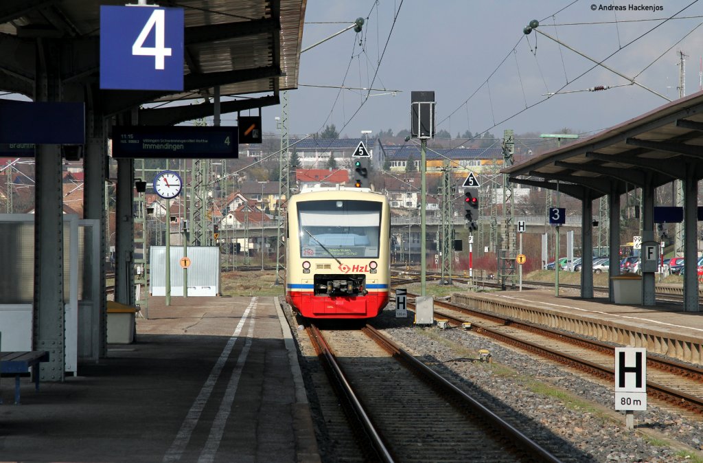 VT 252 der HzL  Seehsle  als HzL88063 (Brunlingen Bahnhof-Rottweil) in Donaueschingen 29.3.11
