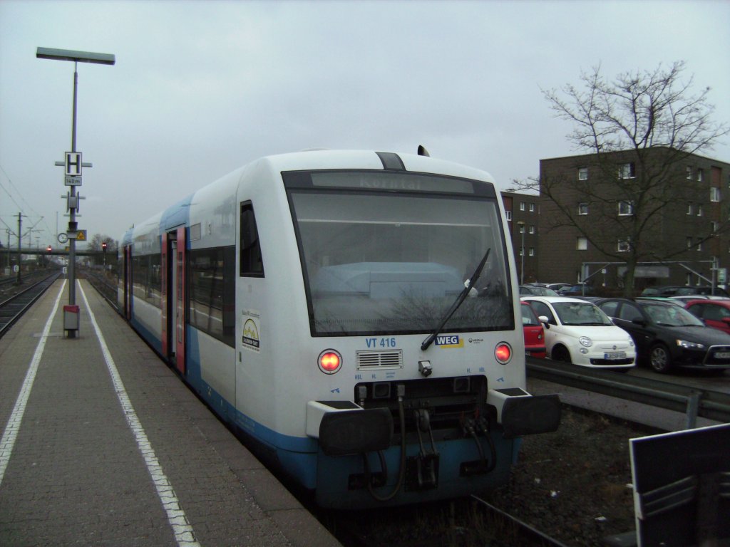 VT 416 der WEG am 30.12.2009 am Bahnhof Korntal.