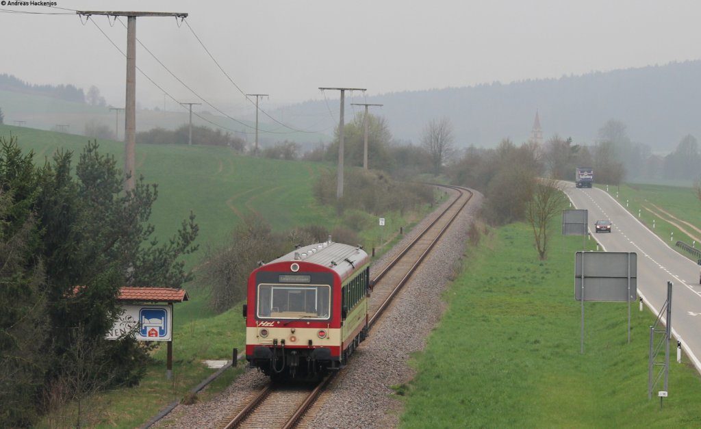 VT 42 als HzL88057 (Immendingen-Geisingen Leipferdingen) bei Geisingen Hausen 30.4.13