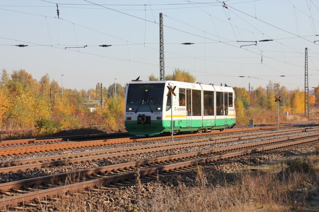 VT 46 unterwegs nach Kraslice ber Falkenstein am 20.10.2012 bei der Aussfahrt aus dem Zwickauer Hauptbahnhof.