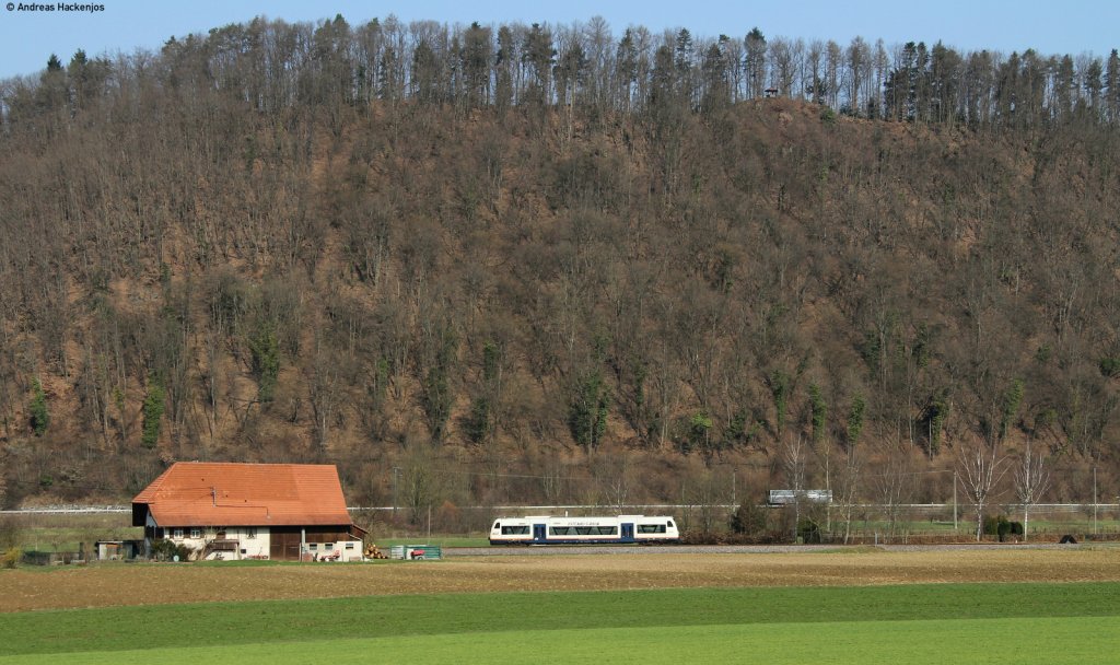 VT 527  Wolfach  als SWE72267 (Zell(Harmersbach)-Biberach(Baden) bei Biberach 23.3.12