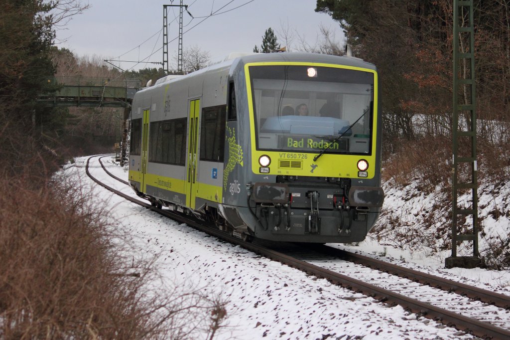 VT 650.726 Agilis auf dem Weg nach Coburg kurz hinter Seehof am 15.02.2011.