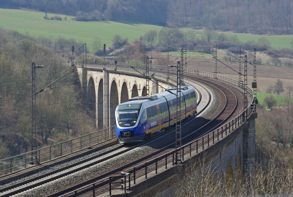 VT 701 der NWB als RB 84 nach Holzminden erreicht Altenbeken. Aufgenommen am 07.04.2010.