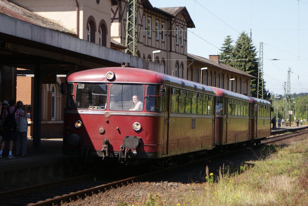 VT 98 in Altenbeken am 05.07.09