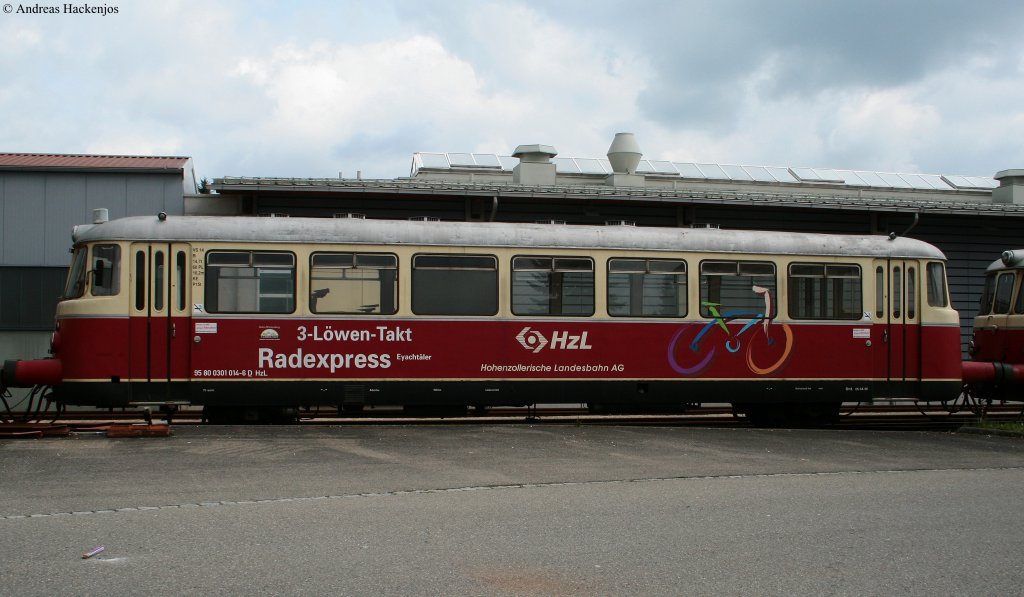 VT sowie VS 14 stehen in Gammertingen auf dem Rand 16.5.10 Das Bild entstand legal!