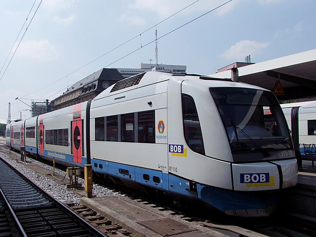 VT110(Holzkirchen)erreicht als BOB86926 Mnchen-Hbf;110513