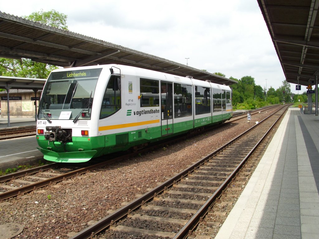 VT48 der Vogtlandbahn in Neuenmarkt (11.06.2011)