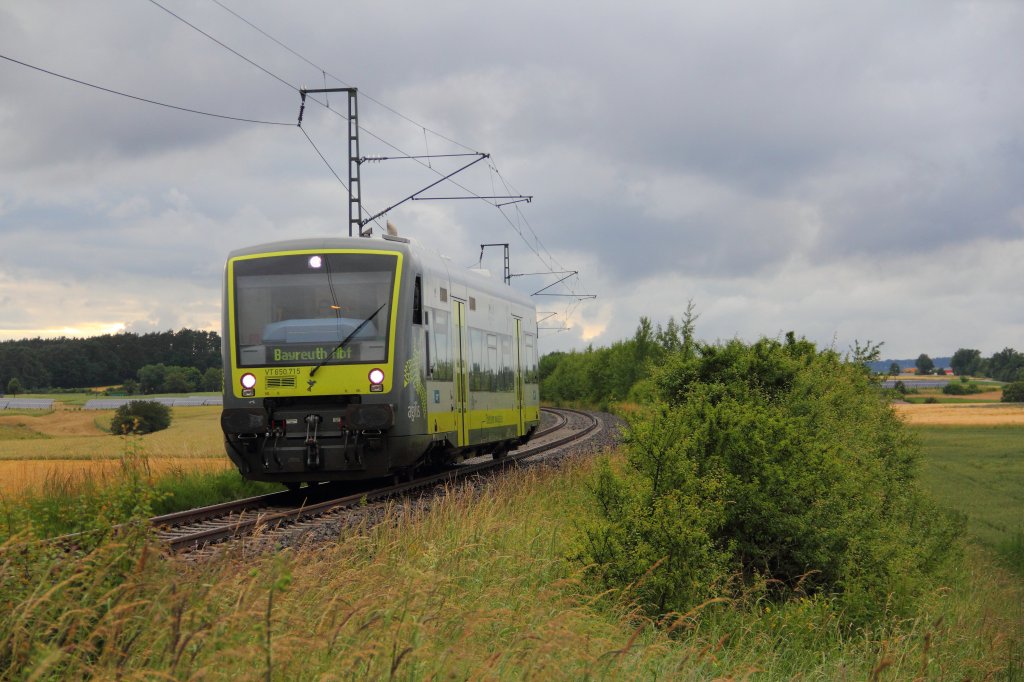 VT650 715 Agilis bei Ebersdorf am 03.07.2013.