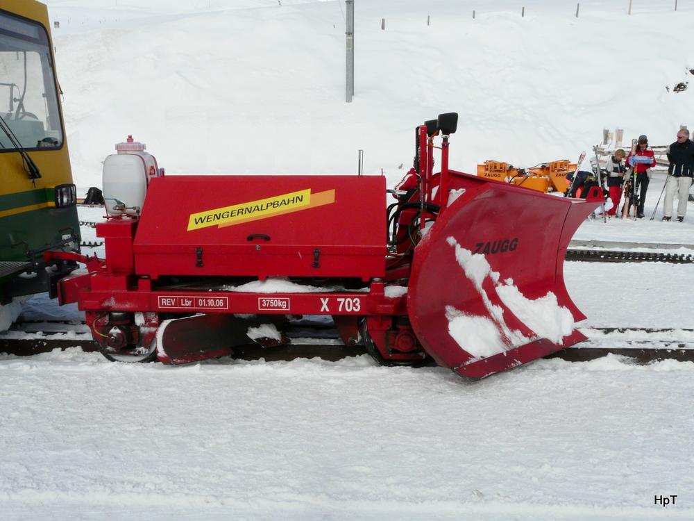 WAB - Schneepflug X 703 auf der Kleien Scheidegg am 25.02.2011