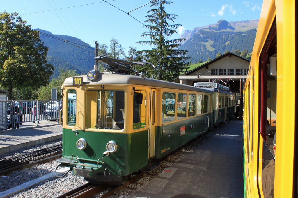 WAB Triebzug 111 in der Station Grindelwald-Grund.23.09.11