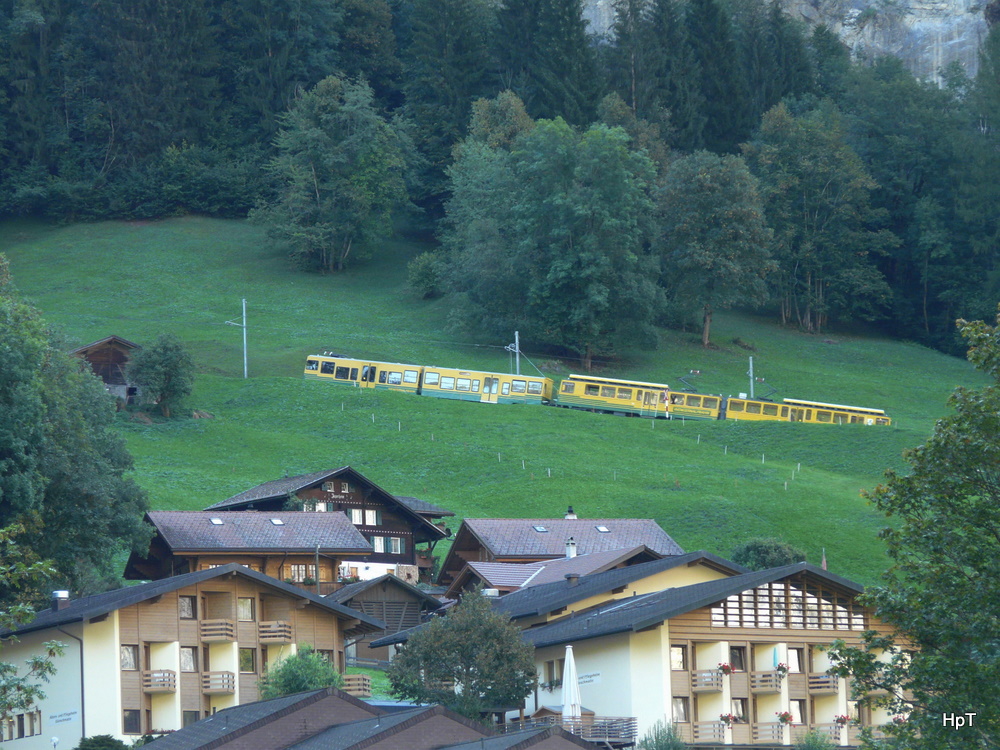 WAB - Zug Oberhalb von Lauterbrunnen am 16.09.2011