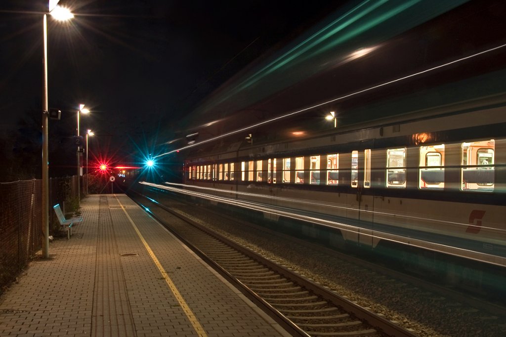Während der SBahnZug 29731 (AbsdorfHippersdorf Wien Meidling) in